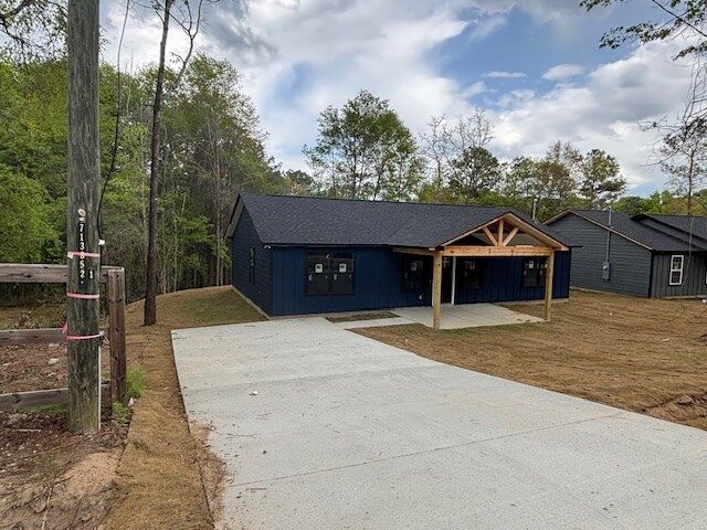 Property Photo:  732 Moye Road  GA 31907 