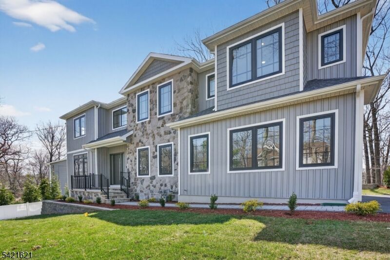 Property Photo:  1345 Overhill St  NJ 07090 