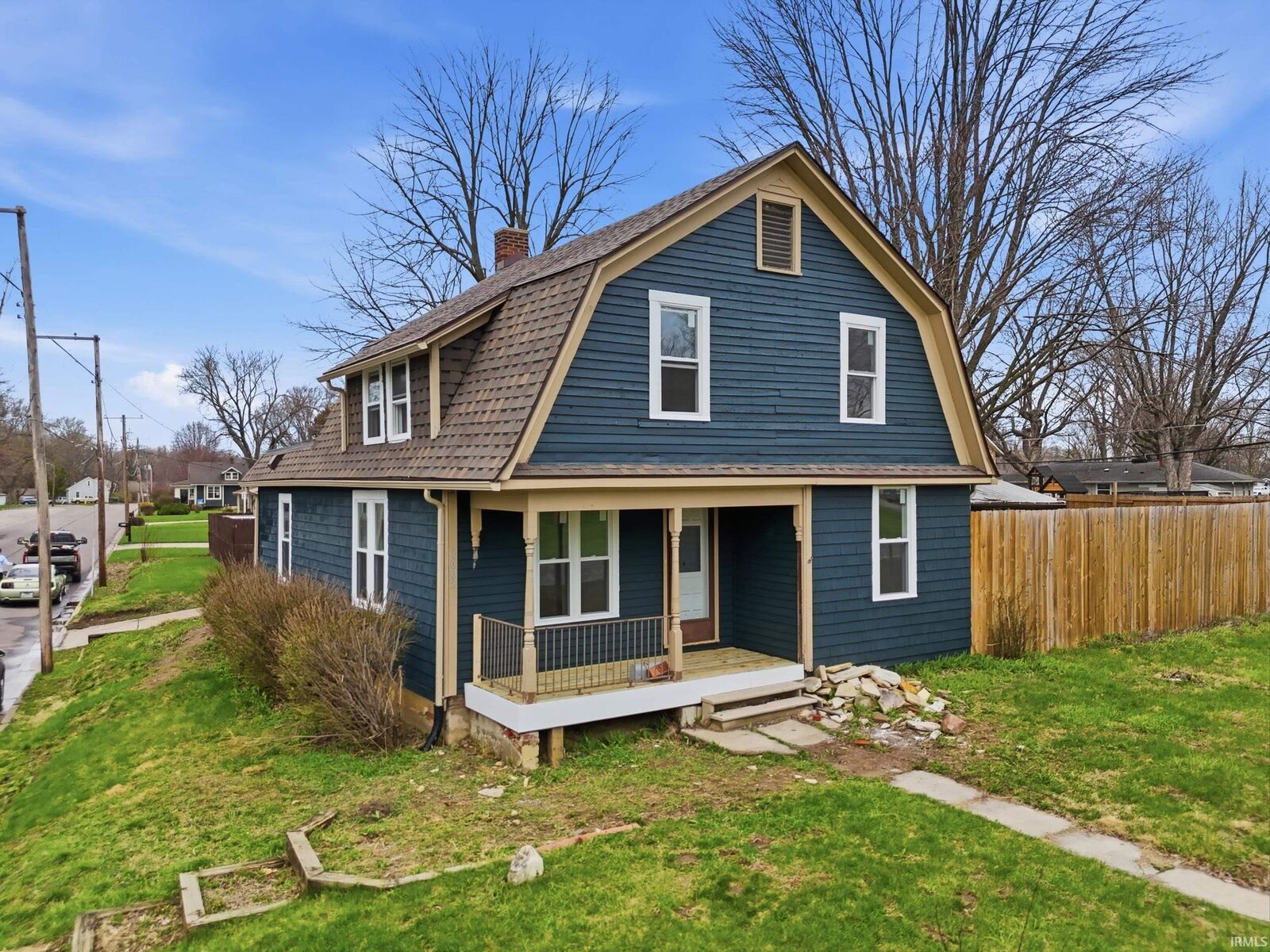 Property Photo:  1603 Summit Street  IN 46774 