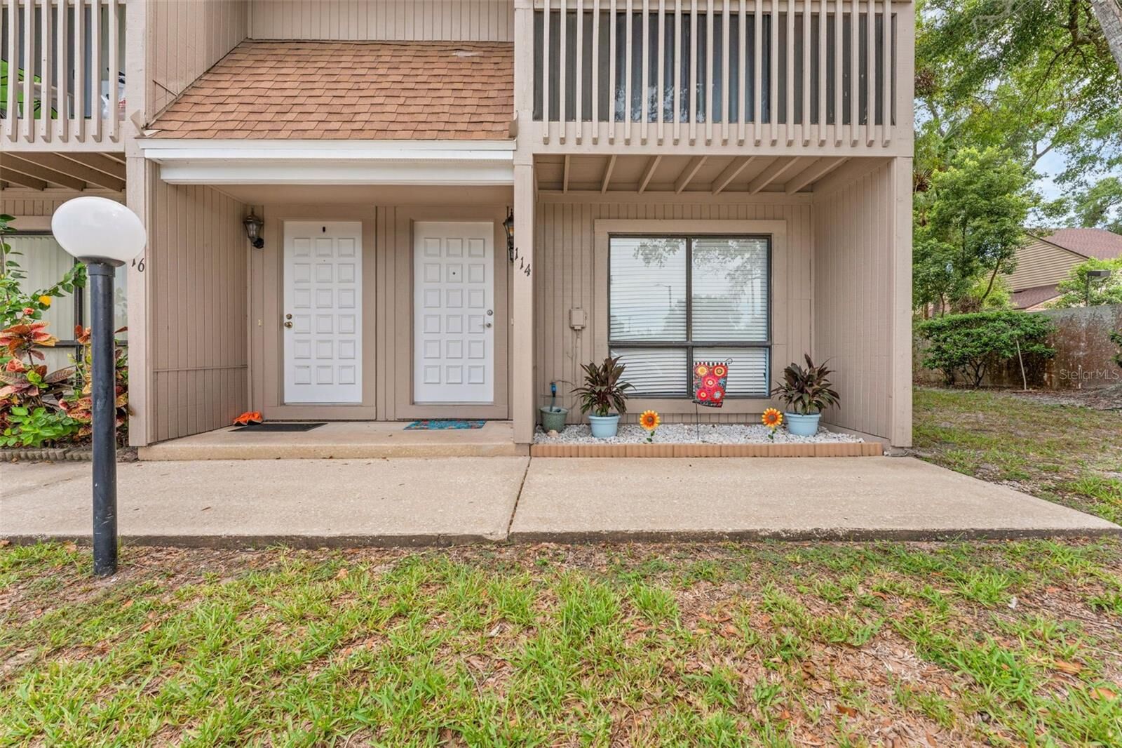 Property Photo:  752 Howland Lane 114  FL 32701 