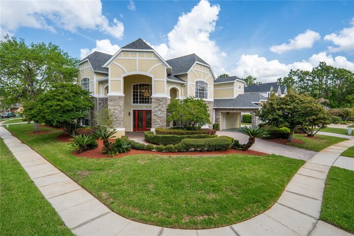 Property Photo:  10009 Valley Rose Court  FL 32825 