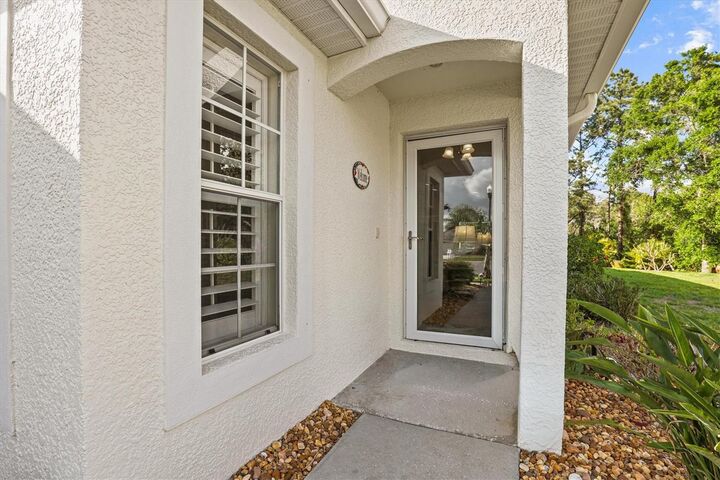 Property Photo: 2945 Wood Pointe Drive FL 34691