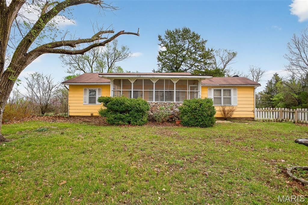 Property Photo:  30050 Highway T  MO 65556 