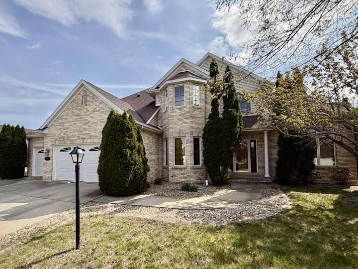 Property Photo: 1808 Vale Street IL 61822
