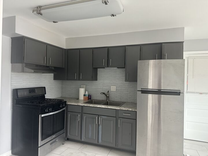 Property Photo:  8805 Dee Road 2S  IL 60016 