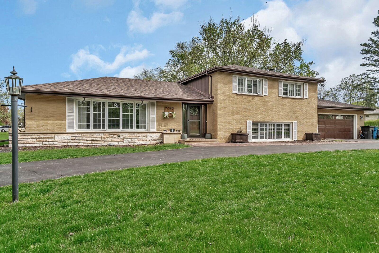 Property Photo:  7040 W 131st Street  IL 60463 