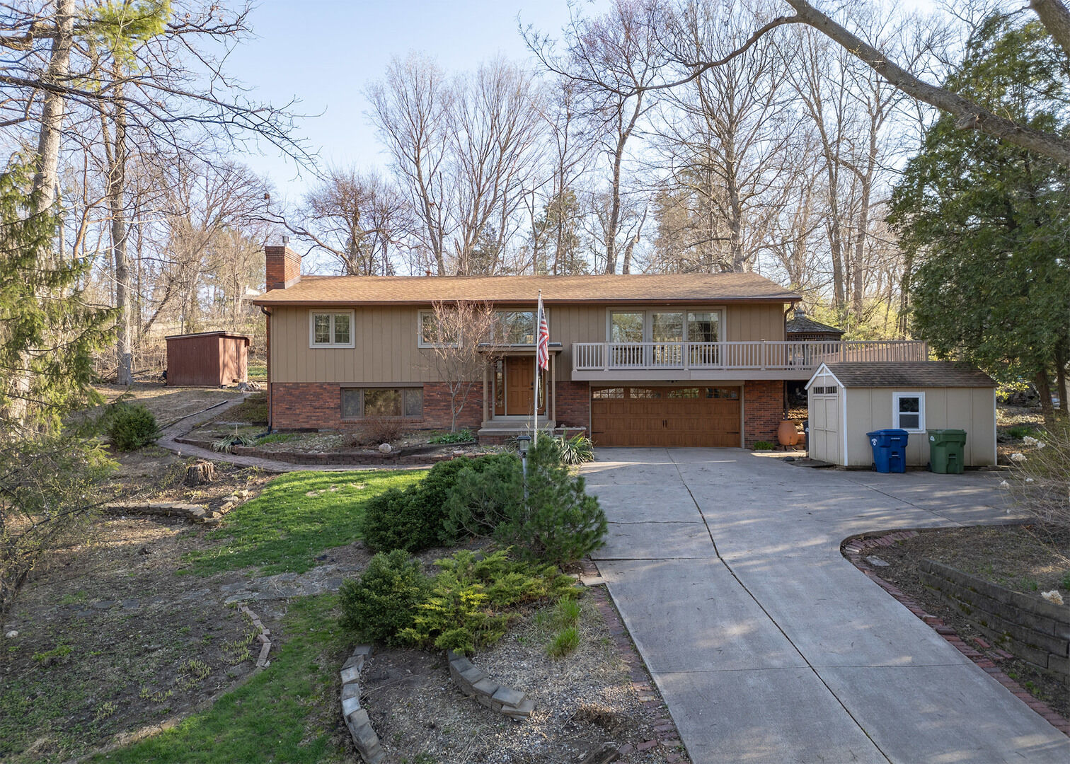Property Photo: 3 Heather Lane IA 52732