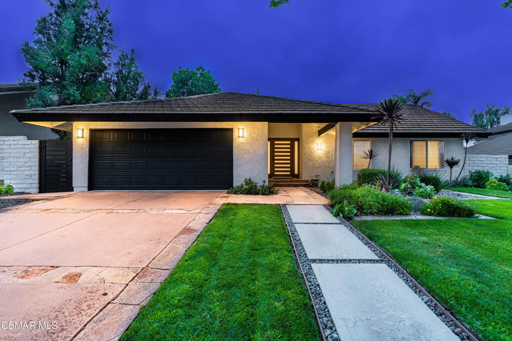 Property Photo:  2836 Great Smokey Court  CA 91362 