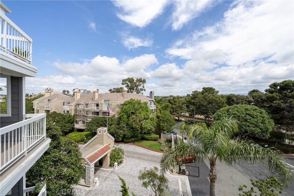 Property Photo: 20301 Bluffside Circle 315 CA 92646