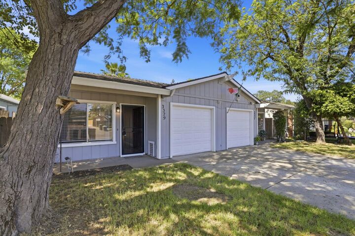 Property Photo: 3329 Jayanne Way CA 95608