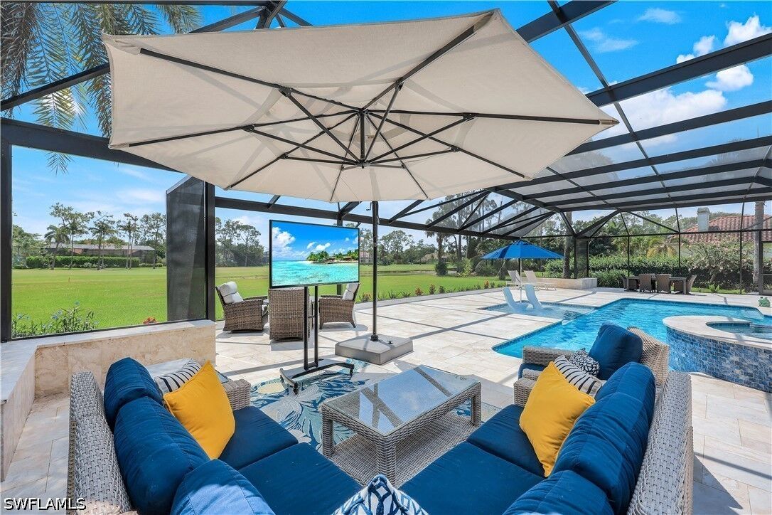 Property Photo: 4701 Oak Leaf Drive FL 34119