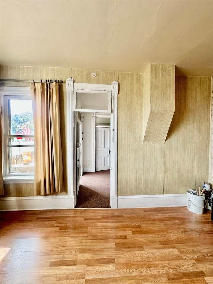 Property Photo: 624 Cherry Street MT 59711