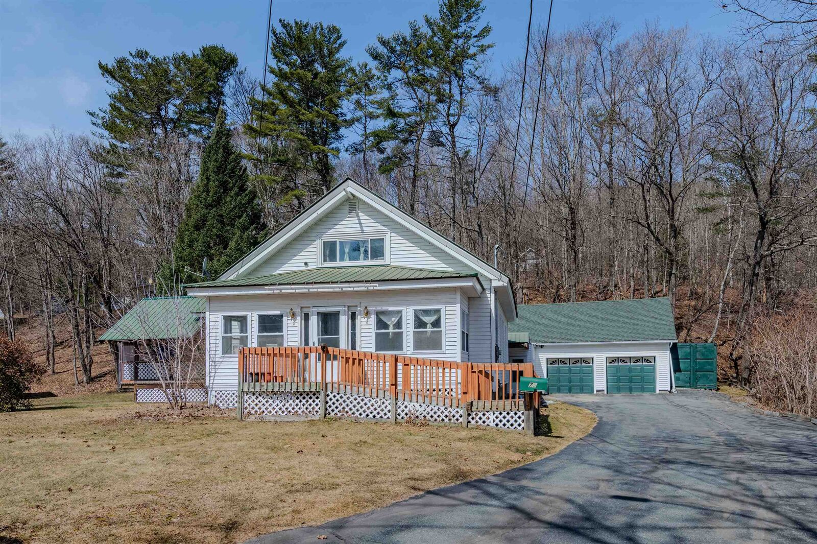 Property Photo: 75 Woolson Road NH 03585