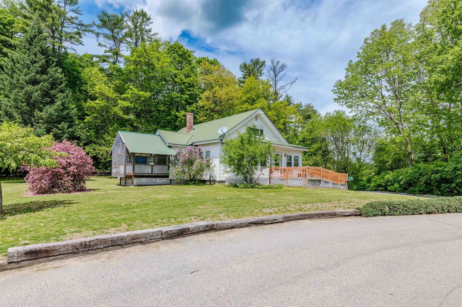 Property Photo:  75 Woolson Road  NH 03585 