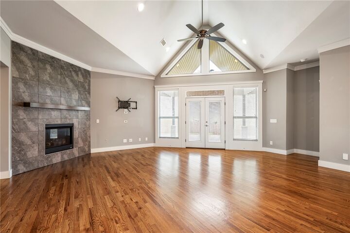 Property Photo:  701 NE Green Creek Road  AR 72712 