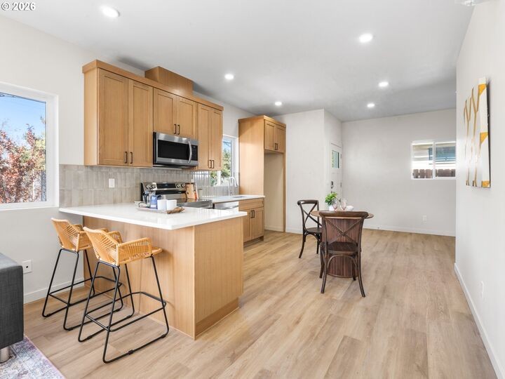 Property Photo:  5870 N Missouri Ave  OR 97217 