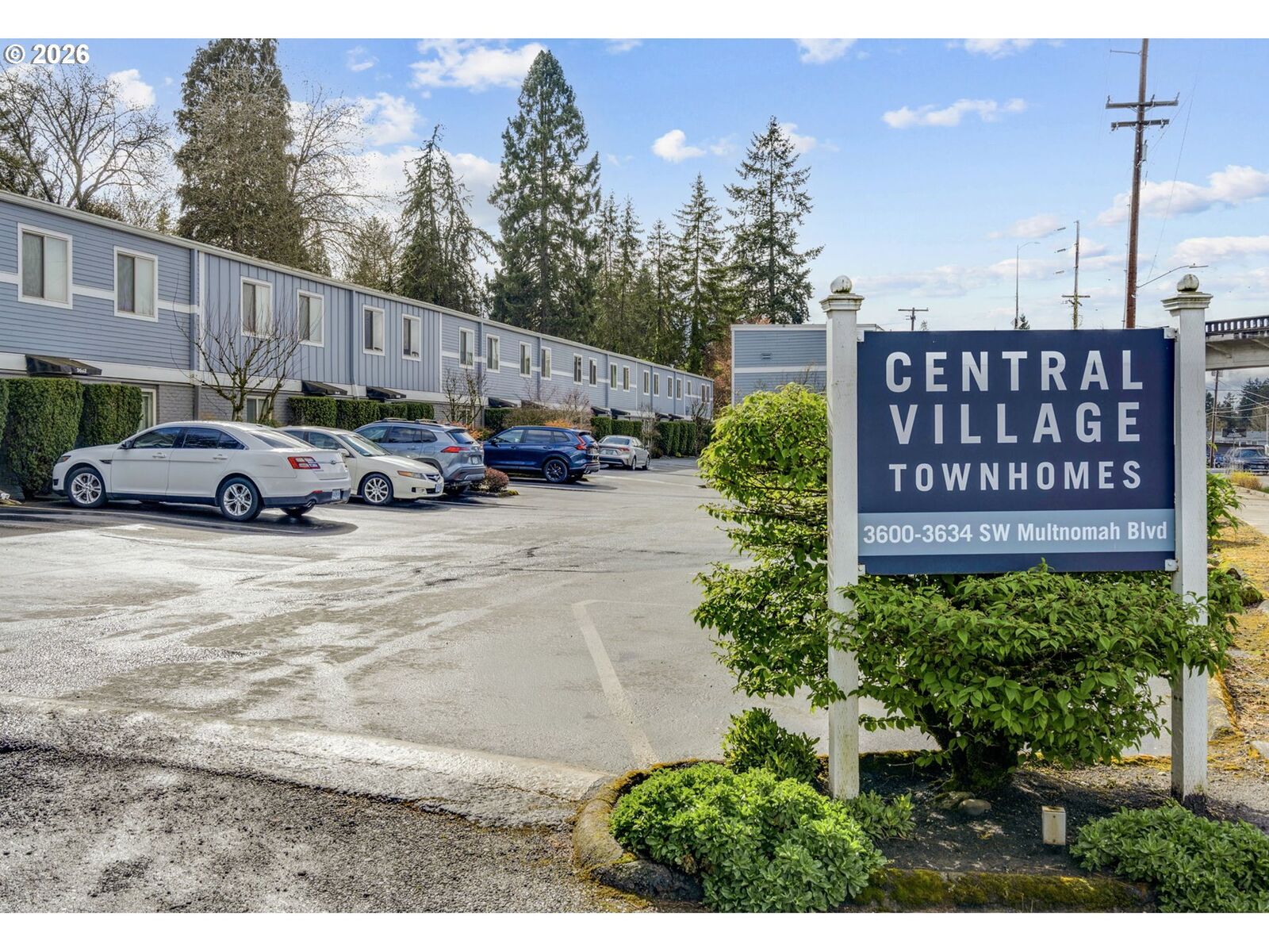 Property Photo:  3612 SW Multnomah Blvd  OR 97219 