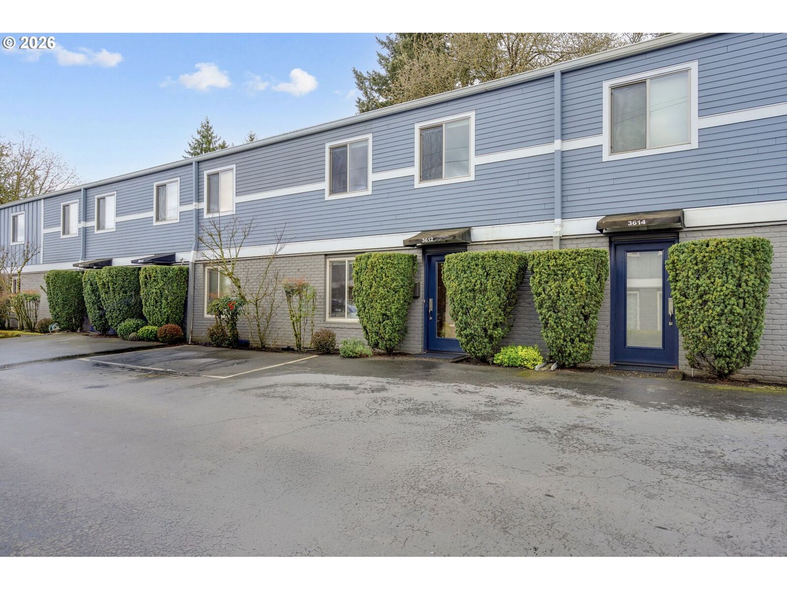 Property Photo: 3612 SW Multnomah Blvd OR 97219