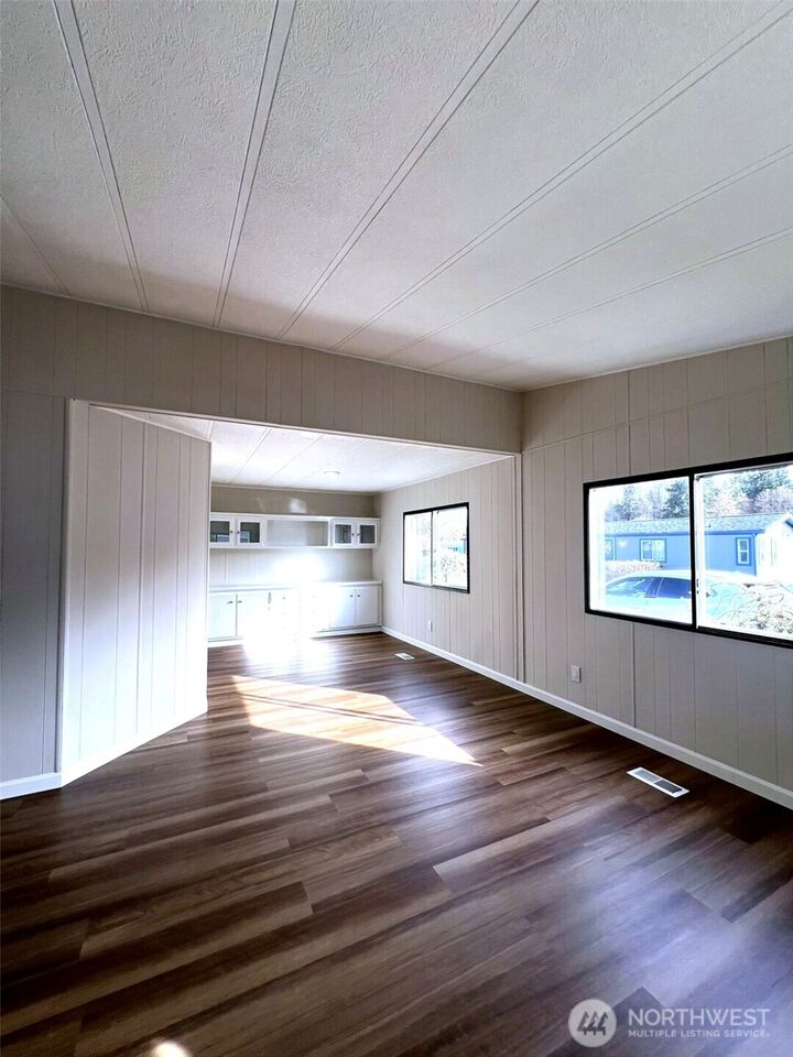 Property Photo:  9900  Blomberg Street SW 8  WA 98512 