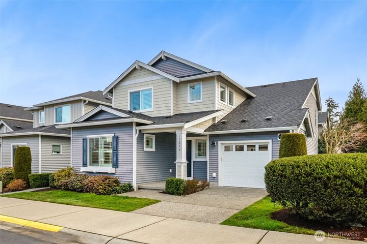 Property Photo:  11236  241st Place NE 82  WA 98053 