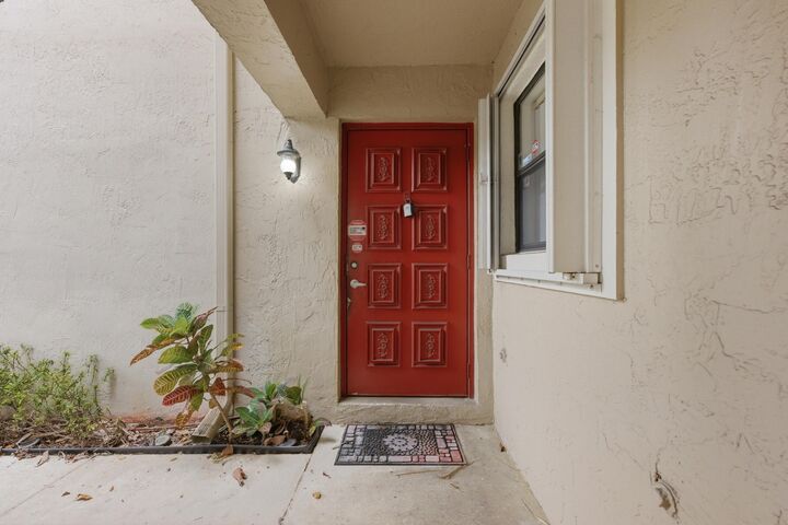 Property Photo: 9633 Riverside Drive E3 FL 33071