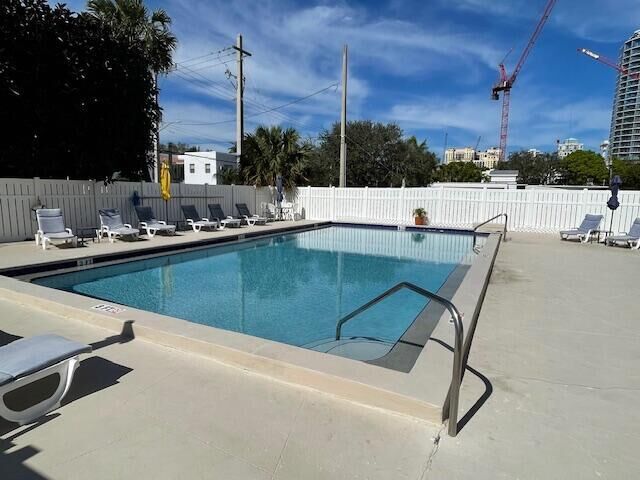 Property Photo: 1601 S Flagler Drive 107O FL 33401