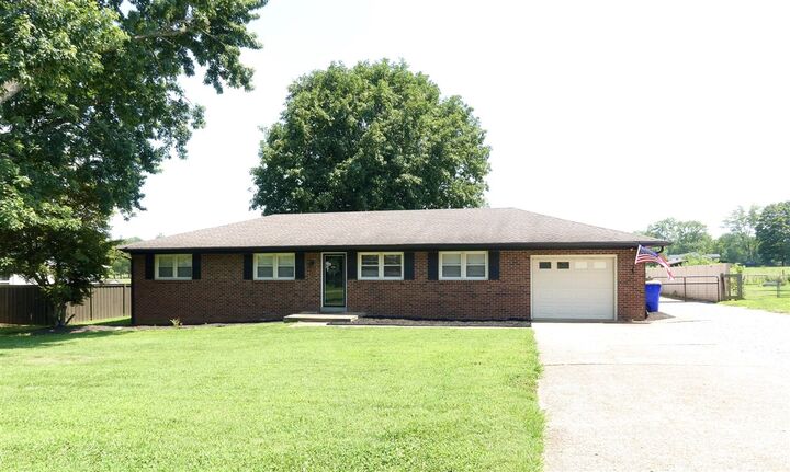 Property Photo:  179 Cambridge Circle  KY 42274 