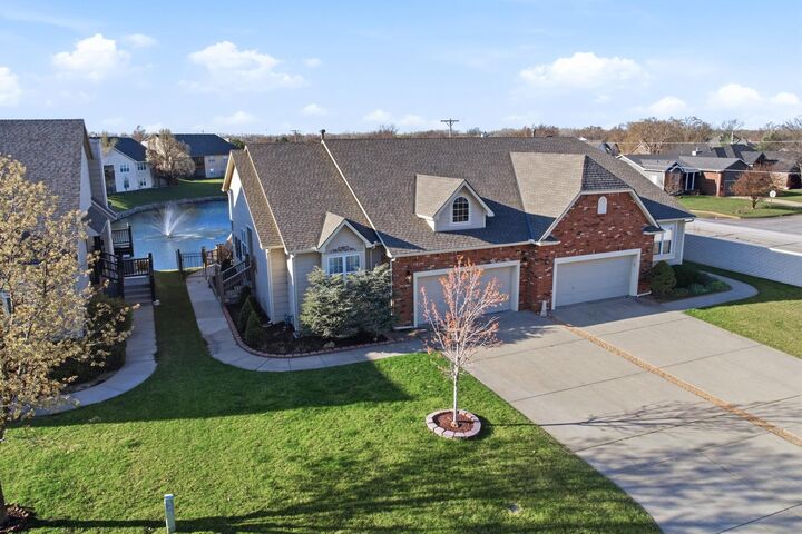 Property Photo:  2377 N Lighthouse Cove St  KS 67205-2406 
