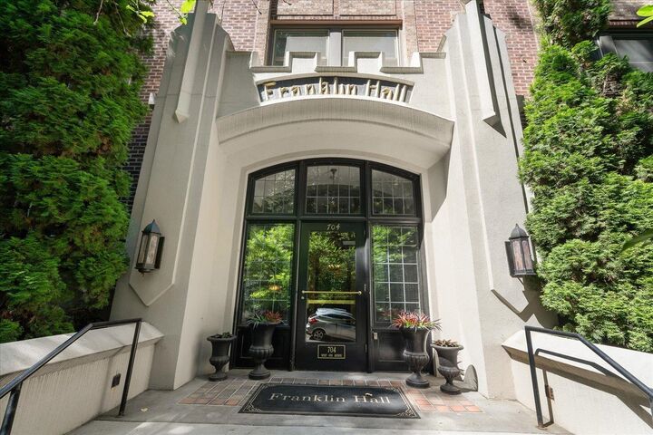 Property Photo:  704 W 6th Ave #302  WA 99204 