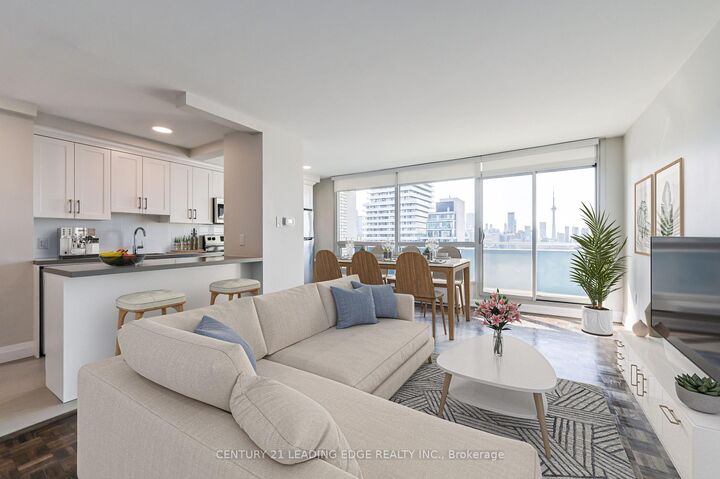 Property Photo:  20 Prince Arthur Avenue 21G  ON M5R 1B1 