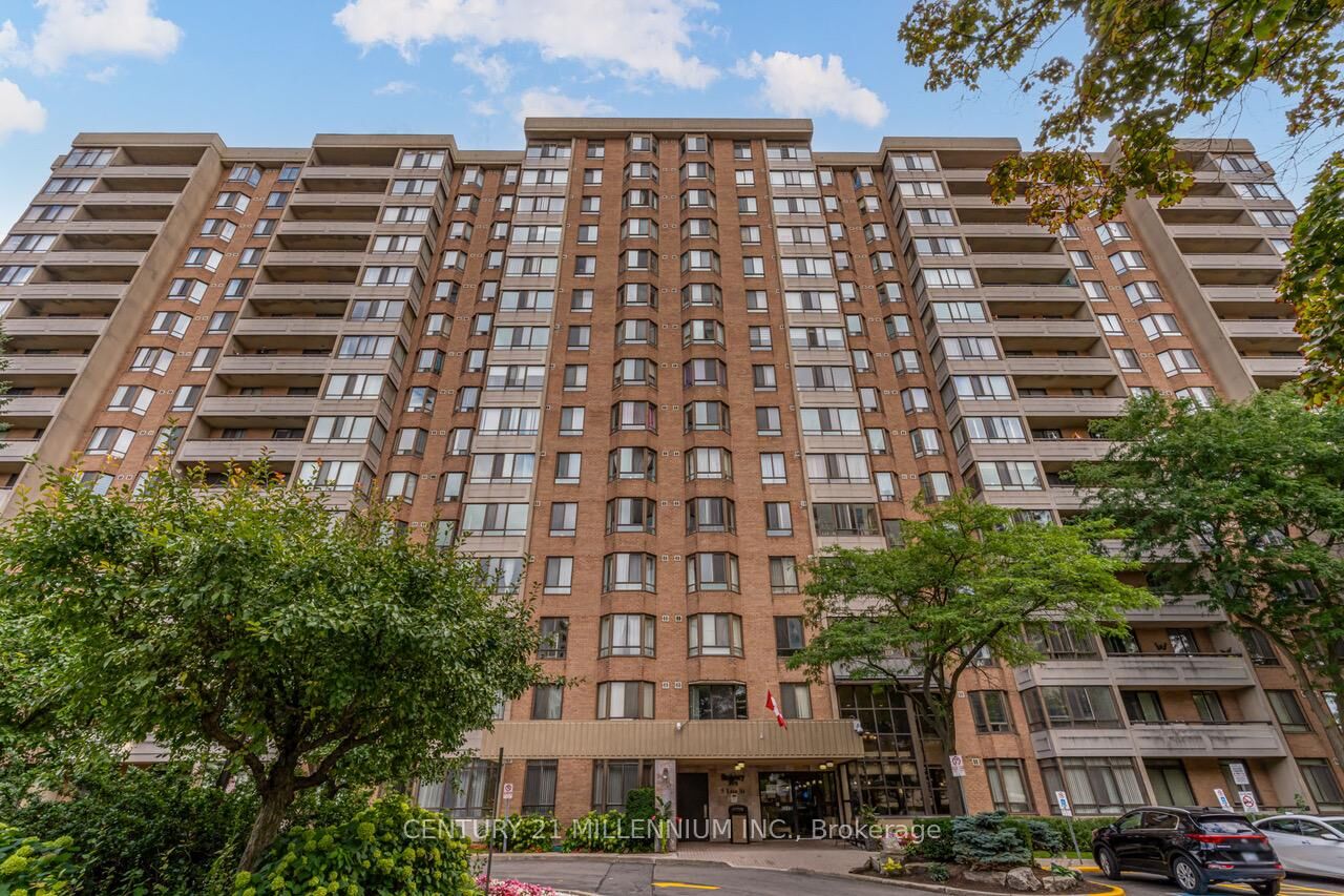 Property Photo:  5 Lisa Street 604  ON L6T 4T4 