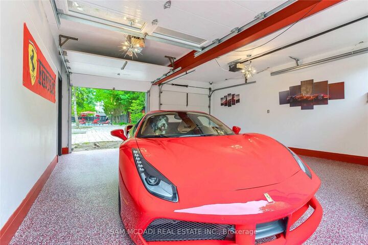 Property Photo: 1540 Mississauga Road ON L5H 2K1