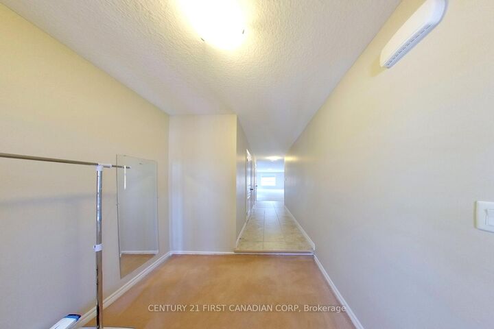 Property Photo:  910 Reeves Avenue Upper Unit  ON N6G 0G9 