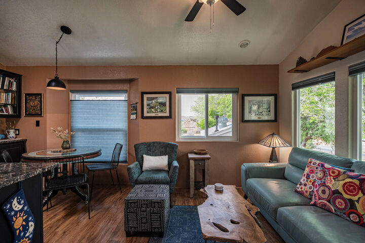 Property Photo:  5 Scenic Cir  UT 84737 