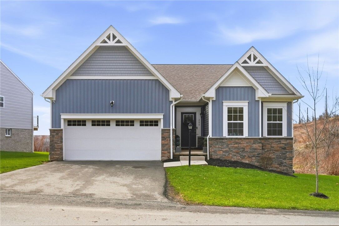Property Photo: 200 Olivia PA 15068
