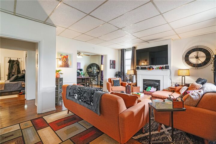 Property Photo:  52 Bradford Ave  PA 15205 