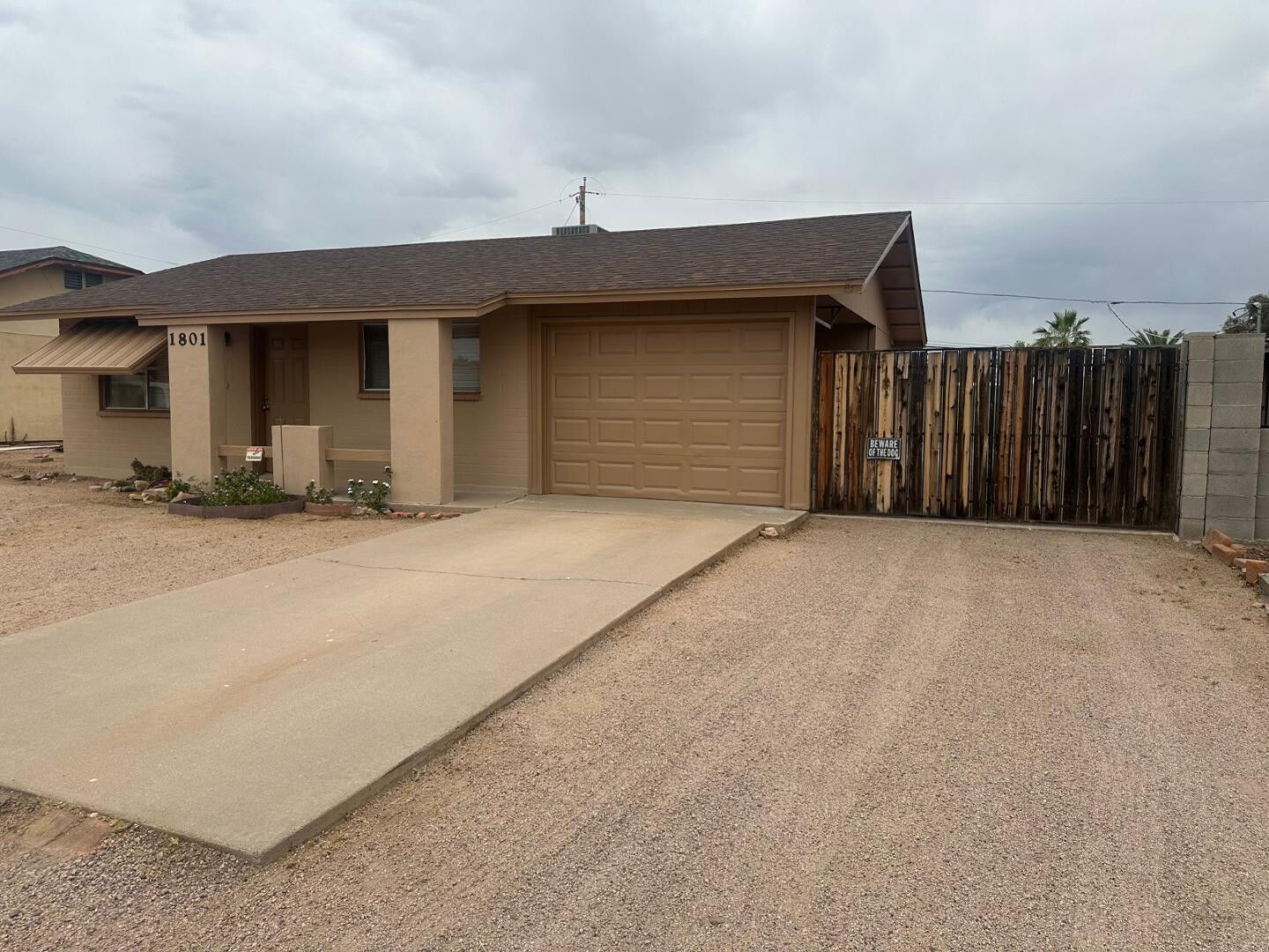 Property Photo: 1801 S Plaza Drive AZ 85120