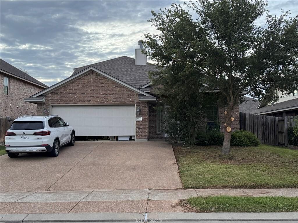 Property Photo:  903 Emerald Dove Avenue  TX 77845 