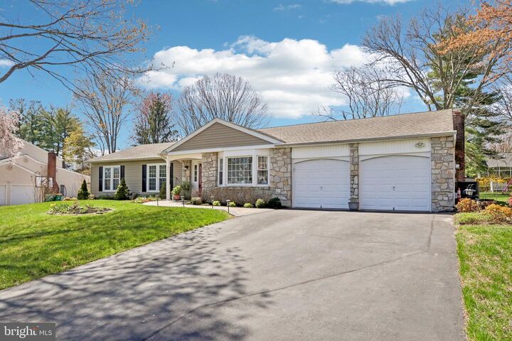 Property Photo:  923 Pickering Drive  PA 19067 