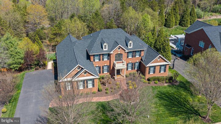 Property Photo:  5330 Chaffins Farm Court  VA 20169 