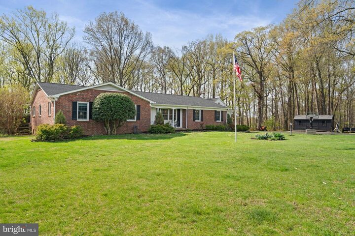 Property Photo:  19728 Gleedsville Road  VA 20175 