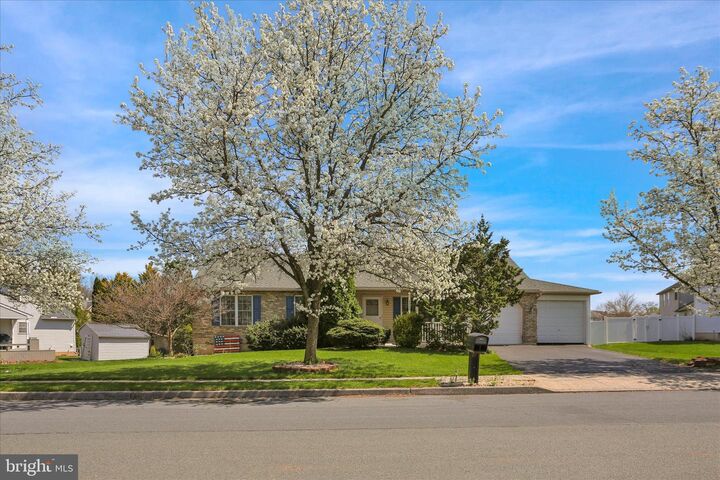 Property Photo: 4350 Prestwick Drive PA 19606