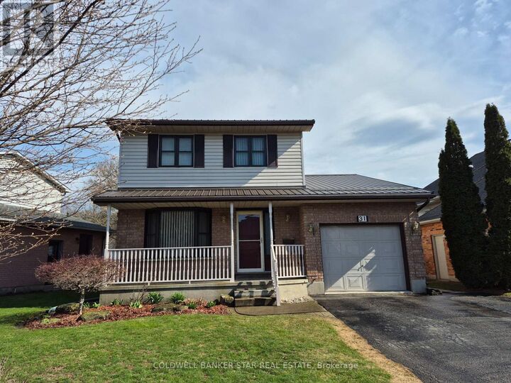 Property Photo:  31 Sinclair Crescent  ON N5H 3B7 