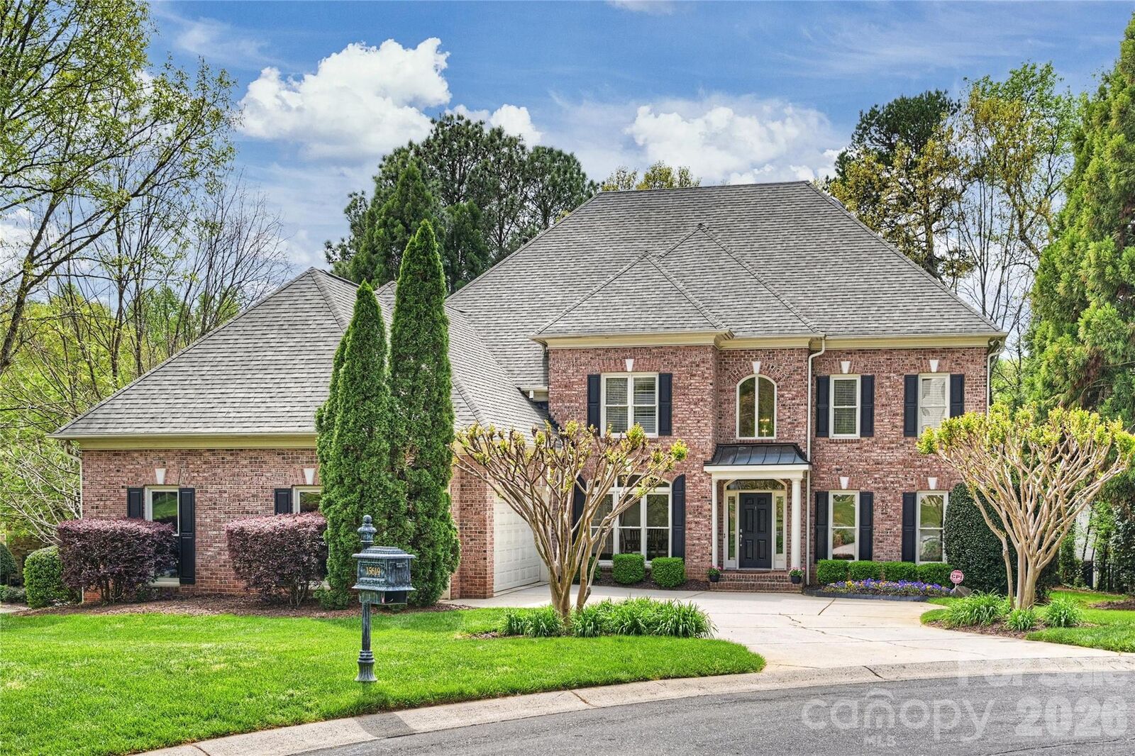 Property Photo:  15619 Frohock Place  NC 28277 