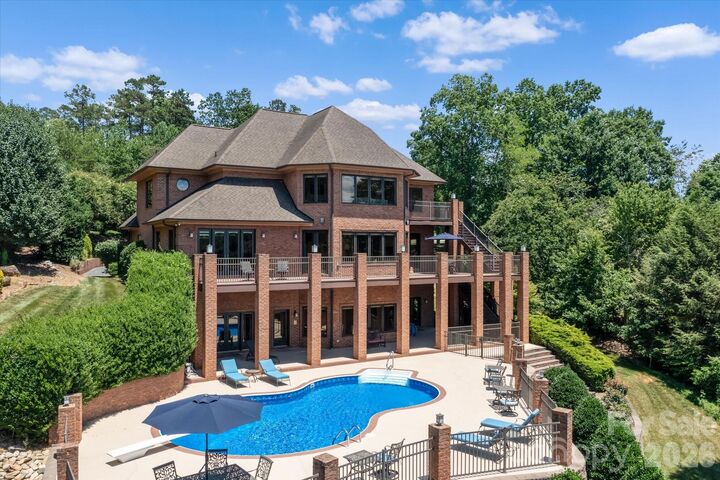Property Photo:  368 Players Ridge Road  NC 28601 