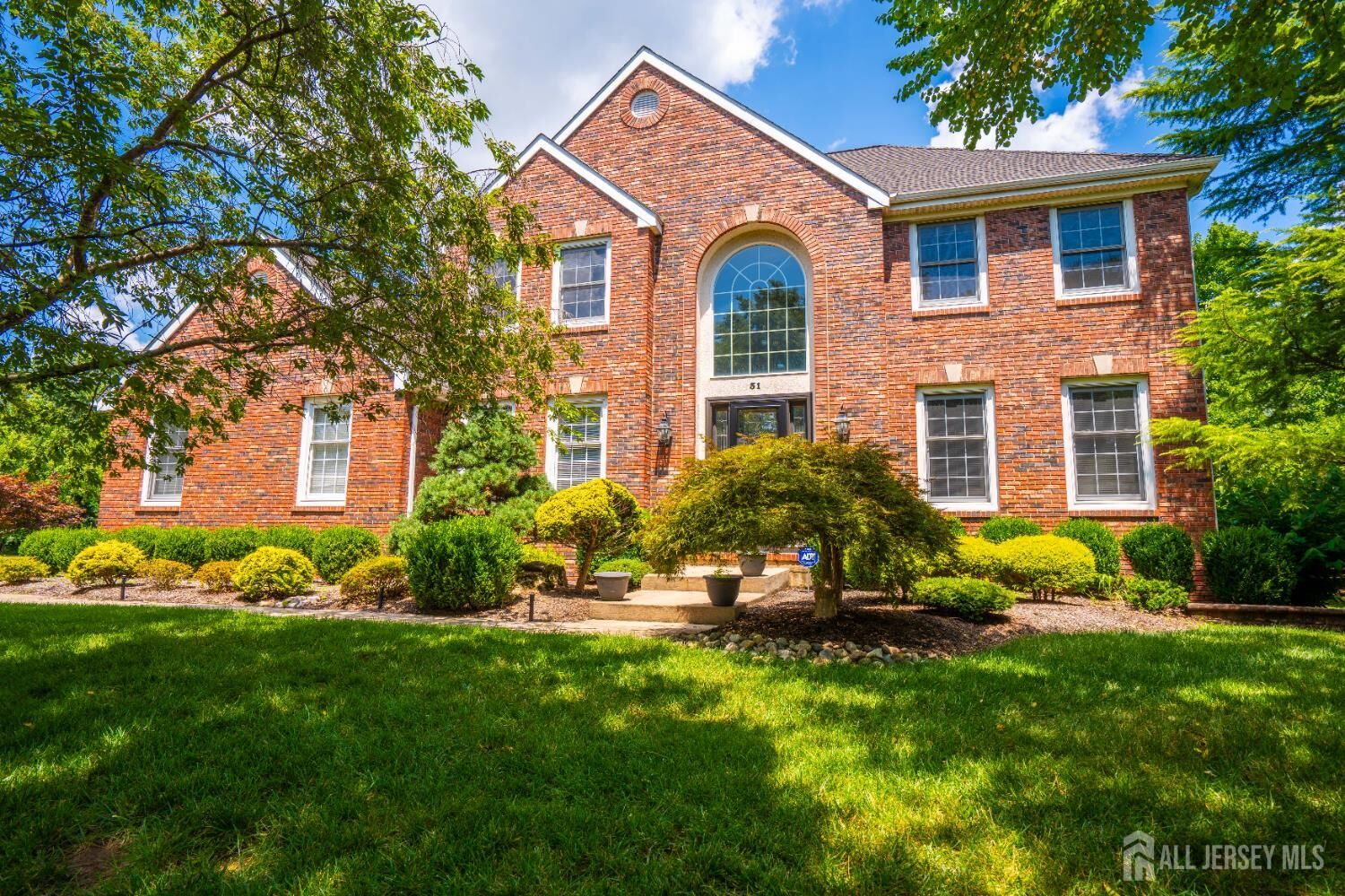 Property Photo:  31 Sapphire Drive  NJ 08550 