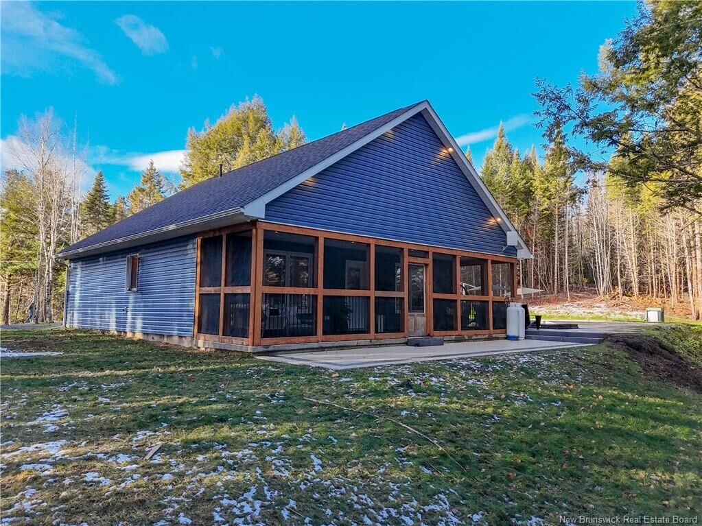 Photo de la propriété: 47 Lower Durham Road NB E6C 1J1