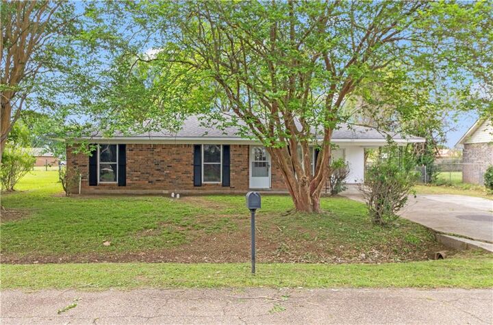 Property Photo:  823 Brewton Street  LA 71457 