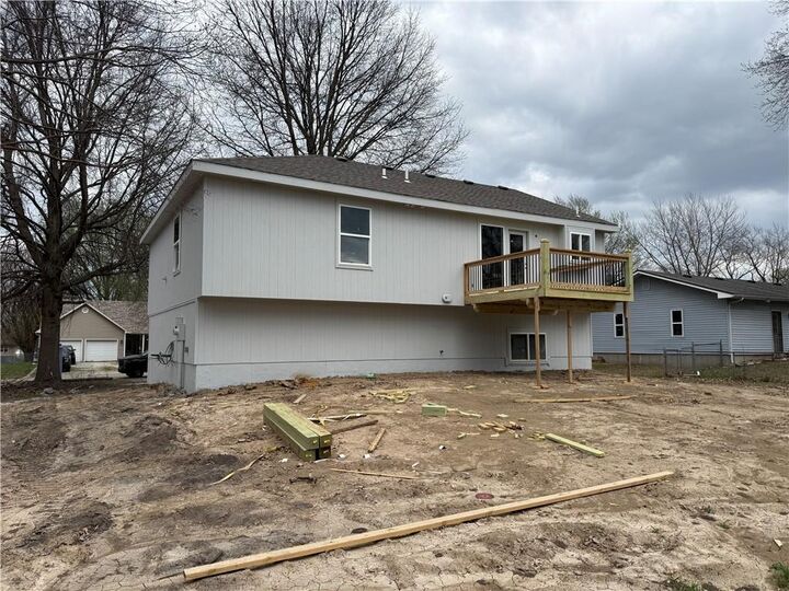 Property Photo: 21608 S Clairmont Street MO 64078