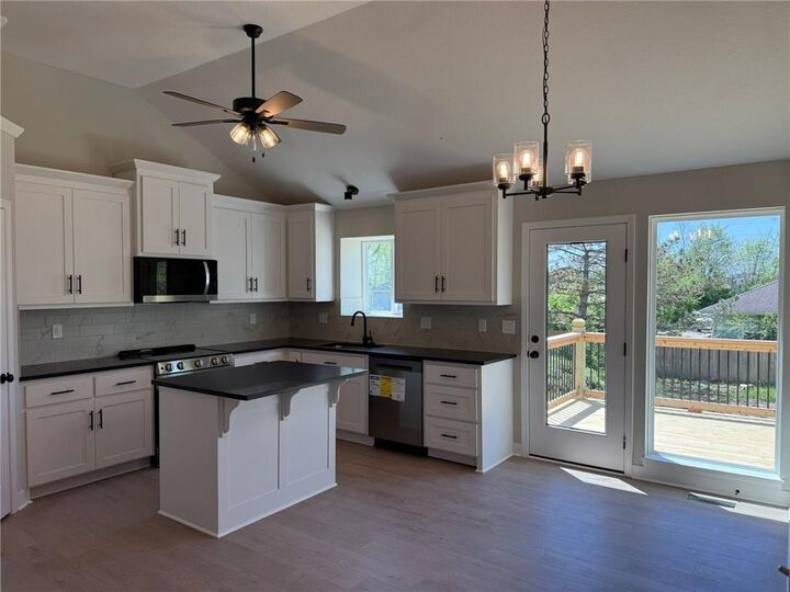 Property Photo: 21608 S Clairmont Street MO 64078